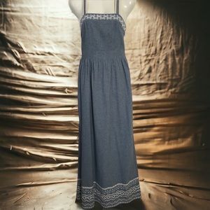Esley Blue w off white Embroidered Maxi Dress Size  Medium
